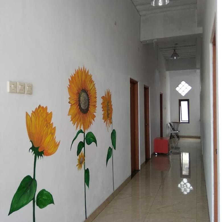 Setia Backpacker Hostel Jogjakarta Buitenkant foto
